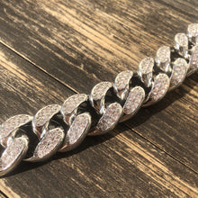 Load image into Gallery viewer, White Gold 18mm Diamond Cuban link