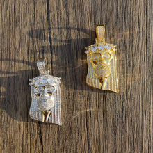 Load image into Gallery viewer, Iced Out Jesus Face Pendant